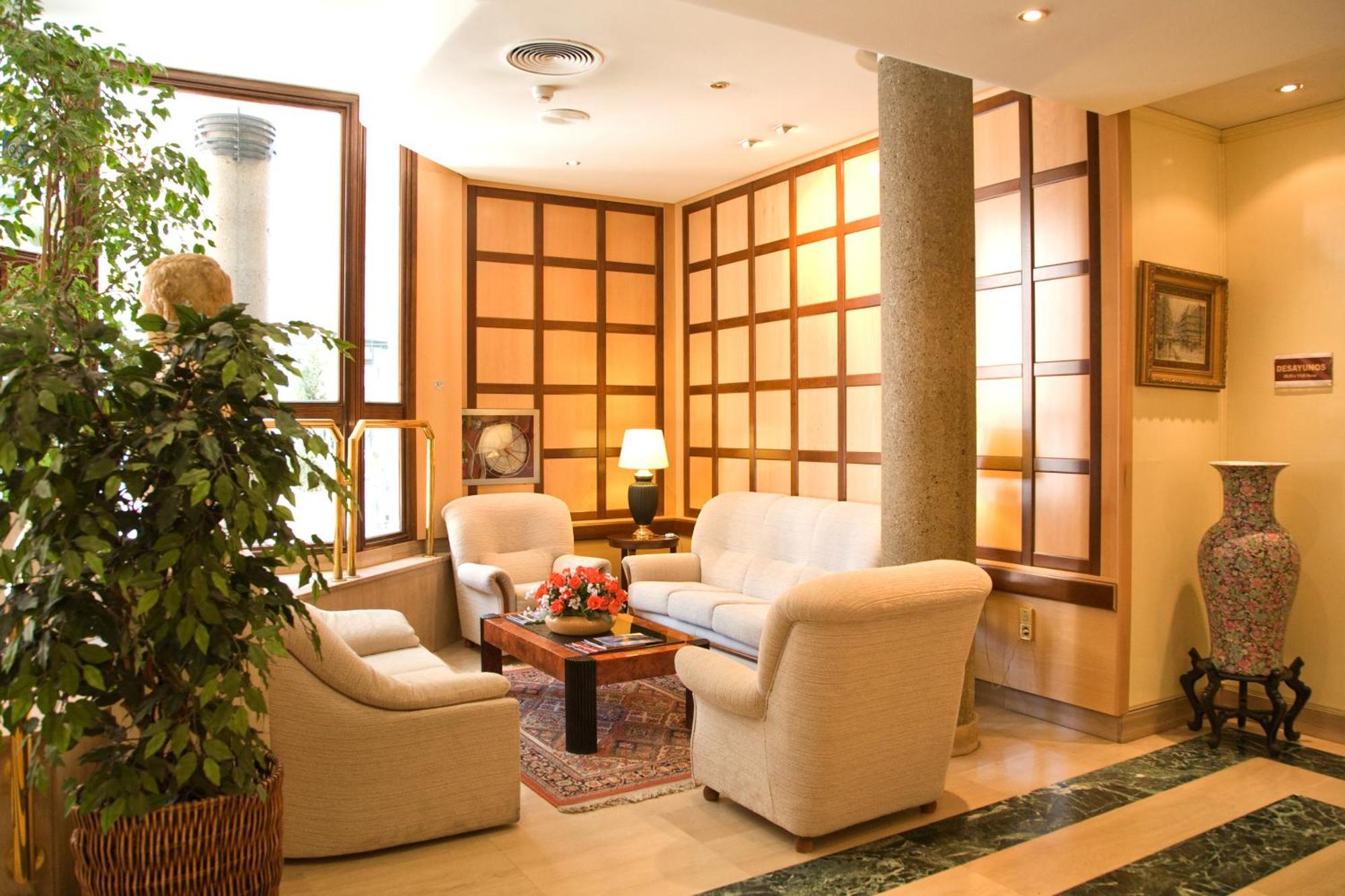 Hotel Tibur Zaragoza Luaran gambar