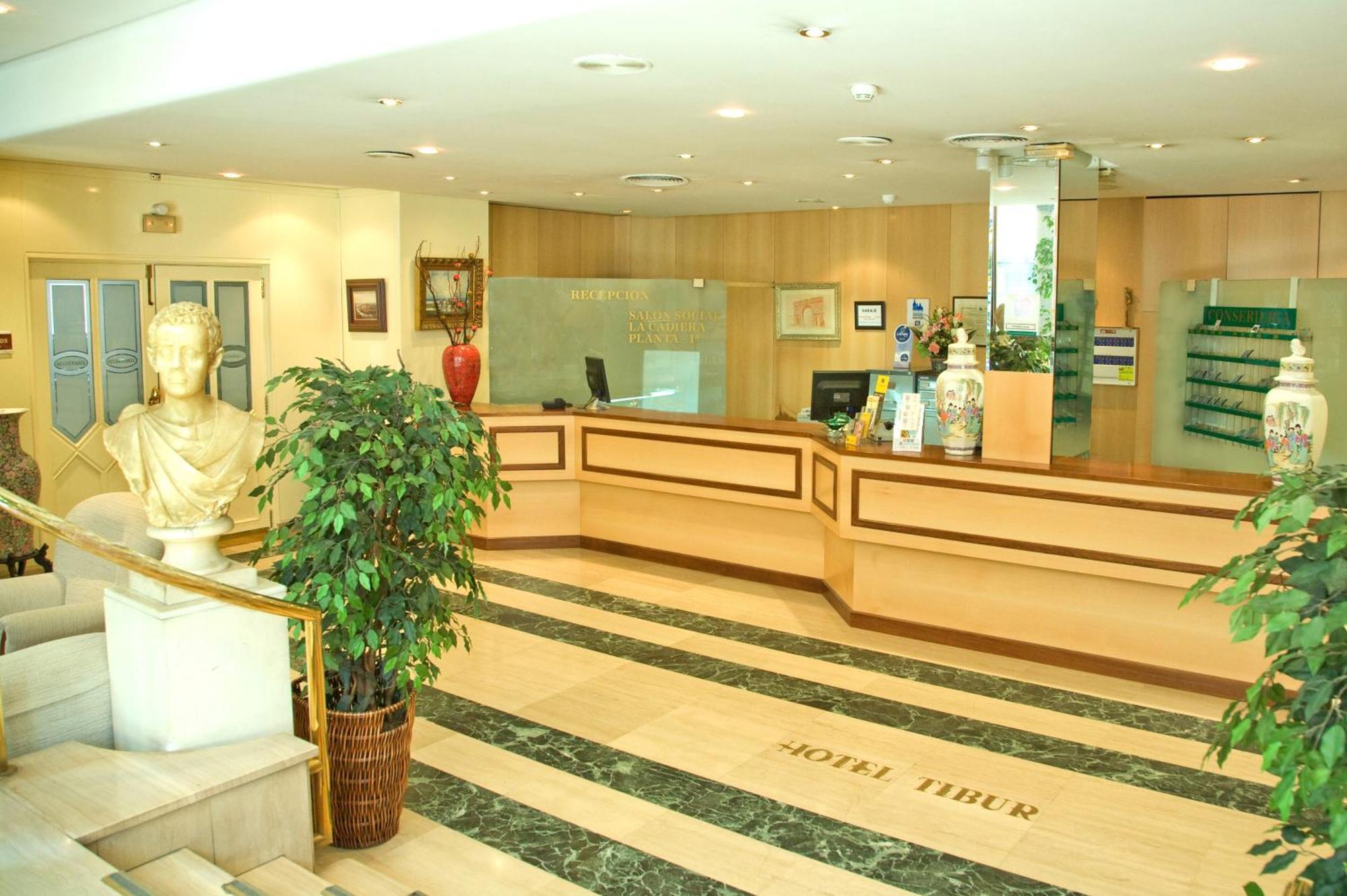 Hotel Tibur Zaragoza Luaran gambar