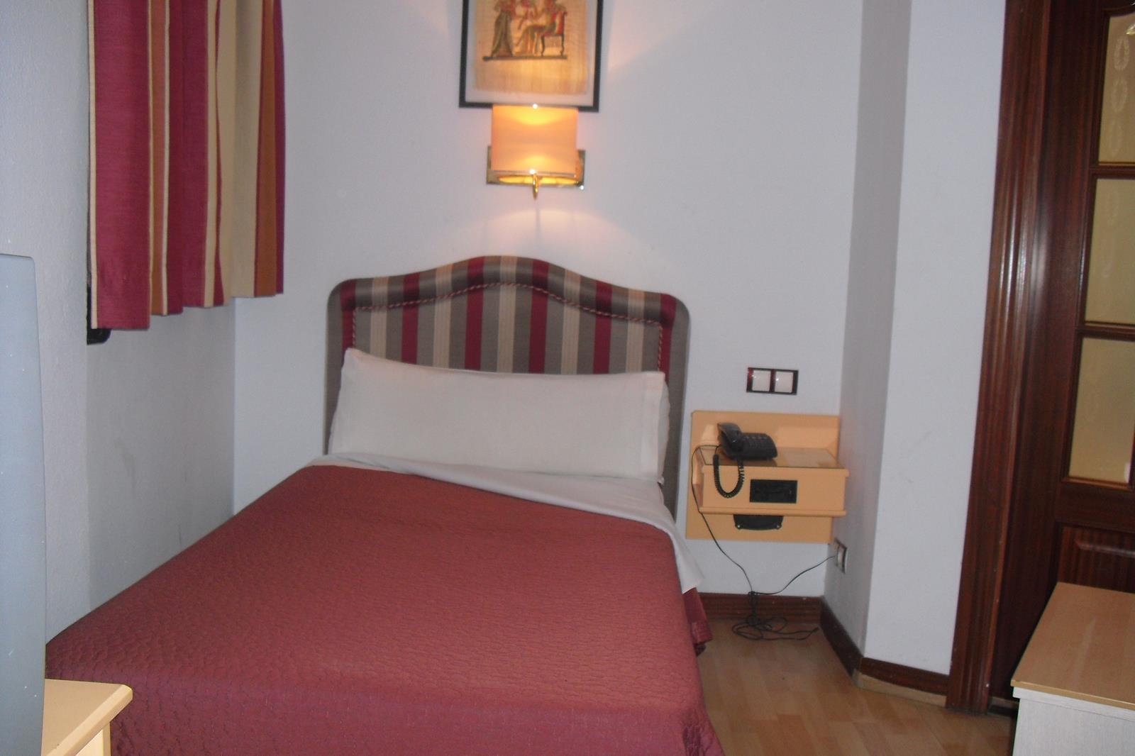 Hotel Tibur Zaragoza Luaran gambar