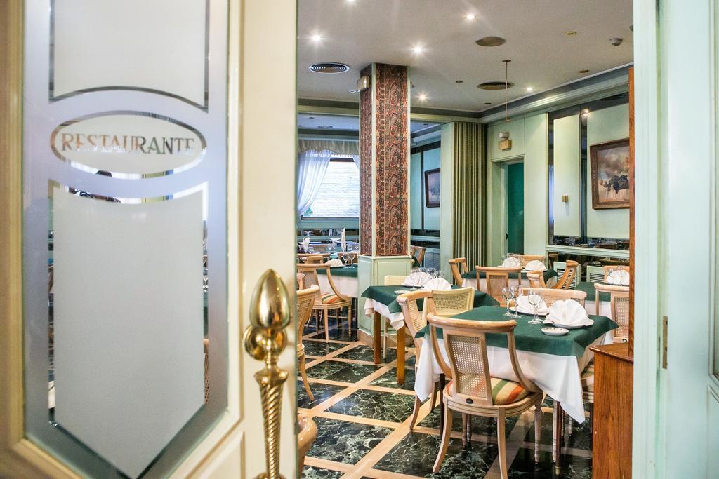 Hotel Tibur Zaragoza Luaran gambar