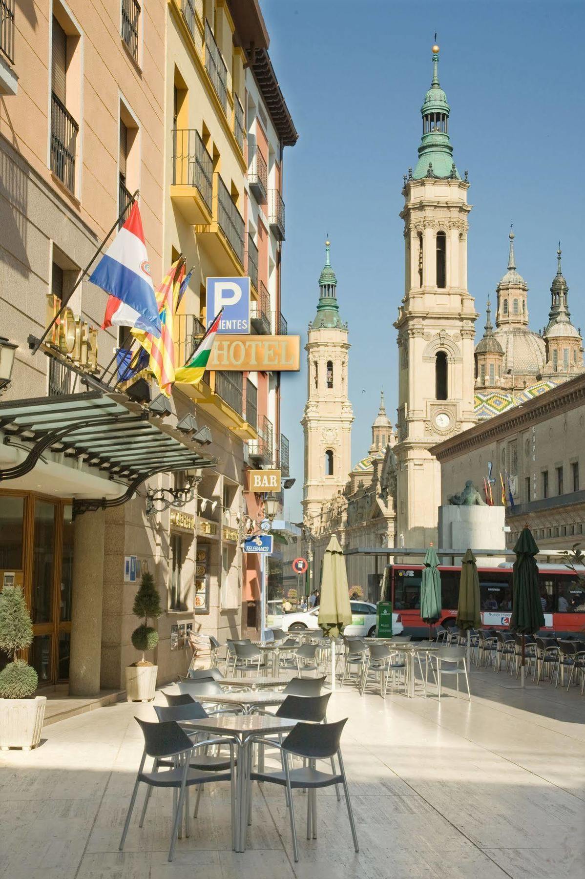 Hotel Tibur Zaragoza Luaran gambar